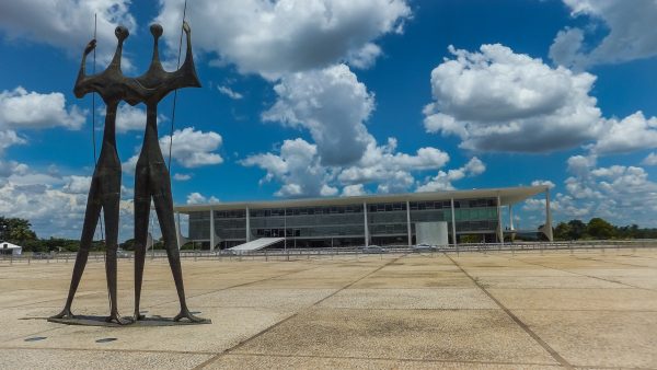 Professora Evelyn: ONU No Brasil